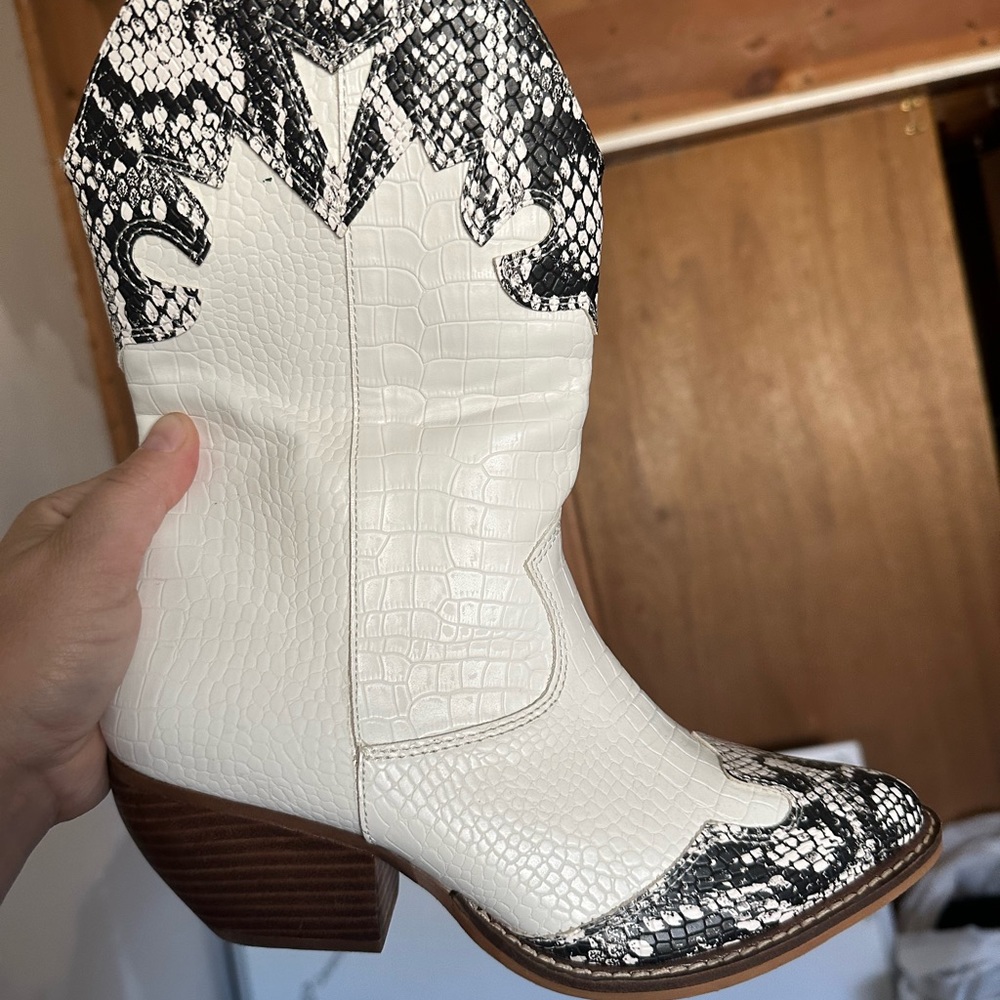 White Cowgirl Boots